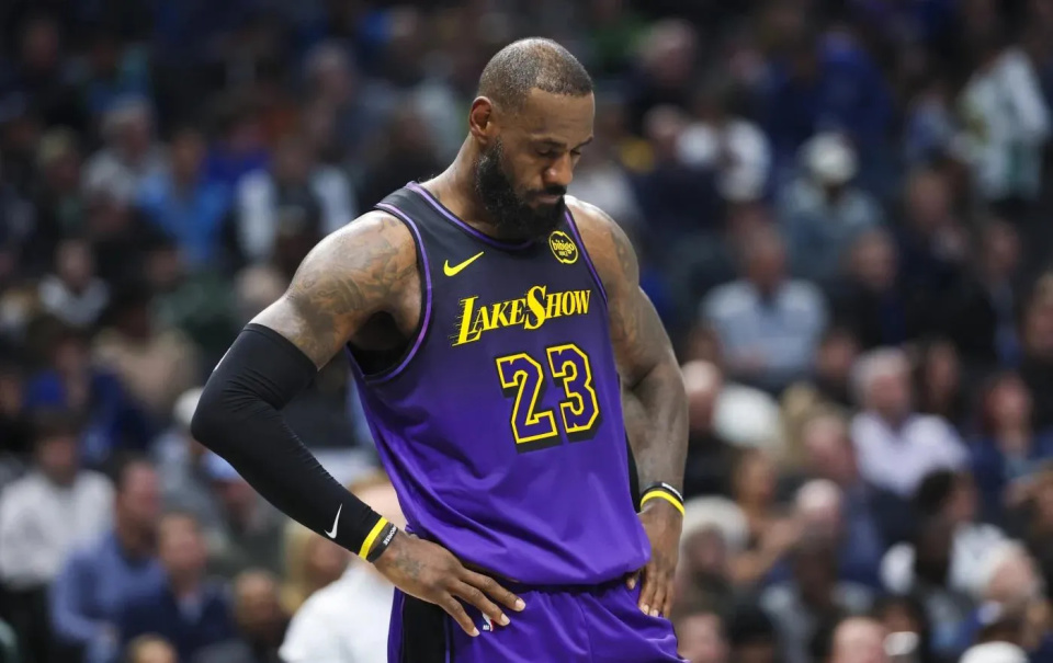 开云体育官网-罗马迎NBA季后赛关键赛；窗口期调整名单；更衣室稳定；控场能力受关注的简单介绍